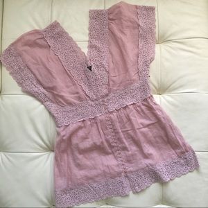 Nine West - Light pink lace top